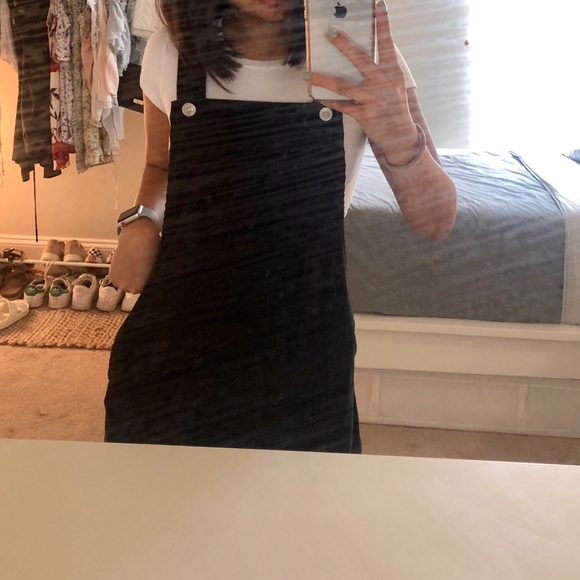 Black velvet jumper dress - Never been used! - Picture 2 of 3